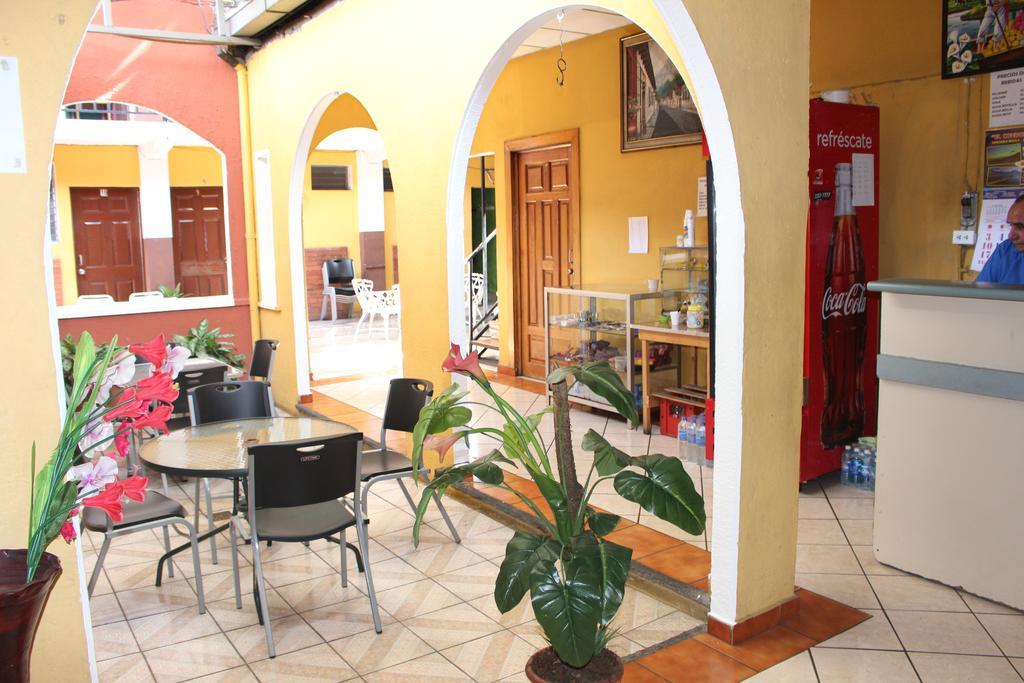 Hotel Pasadena II San Salvador Kültér fotó