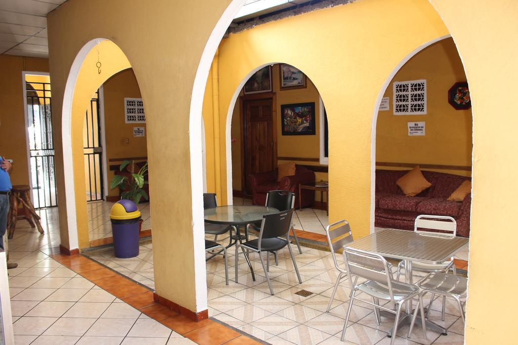 Hotel Pasadena II San Salvador Kültér fotó