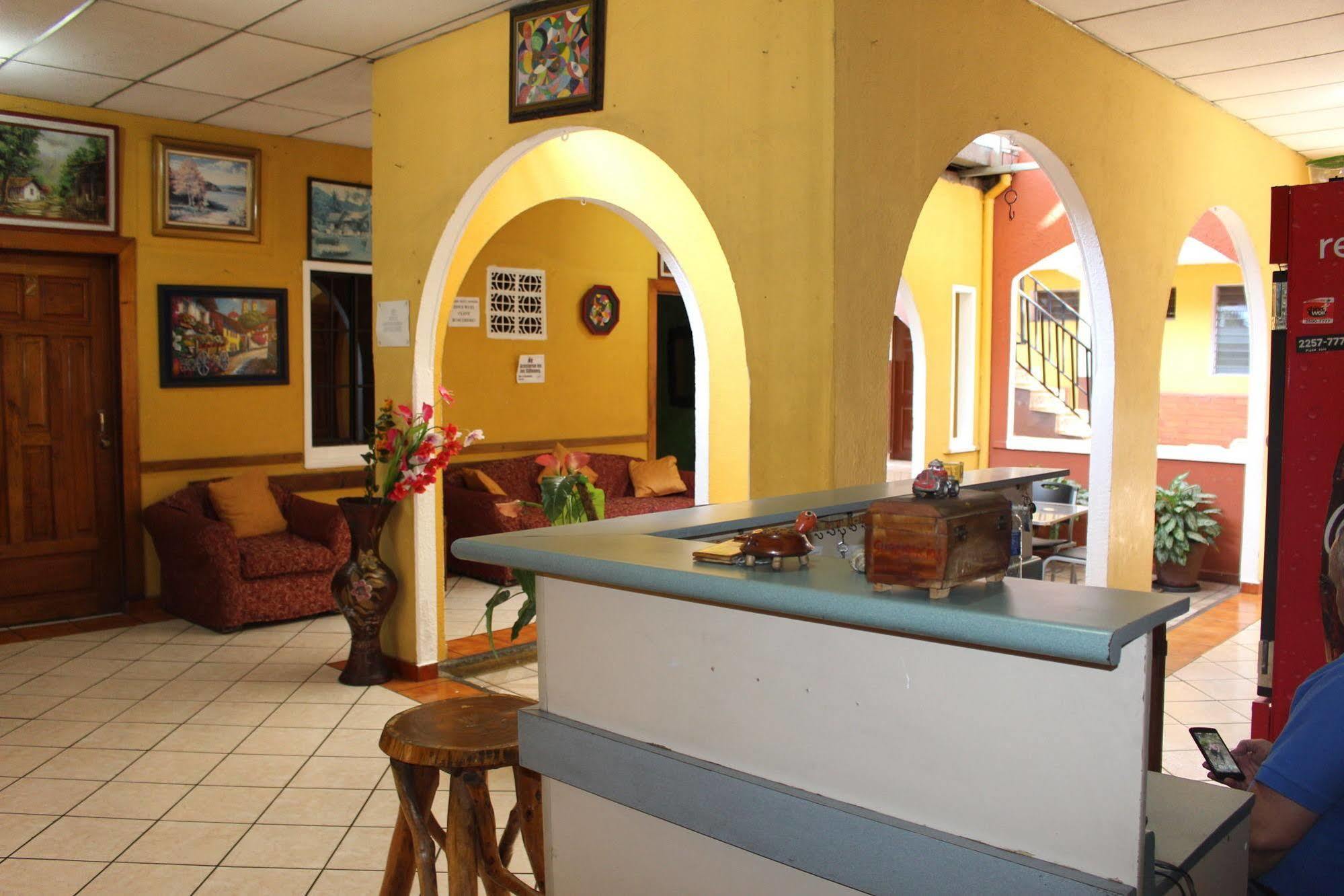 Hotel Pasadena II San Salvador Kültér fotó