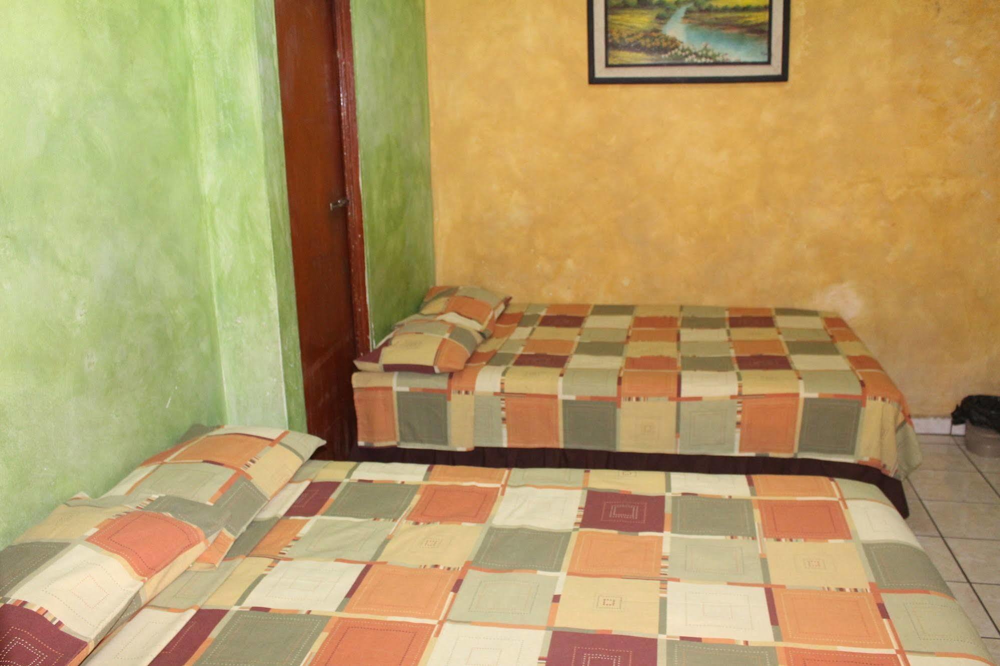 Hotel Pasadena II San Salvador Kültér fotó